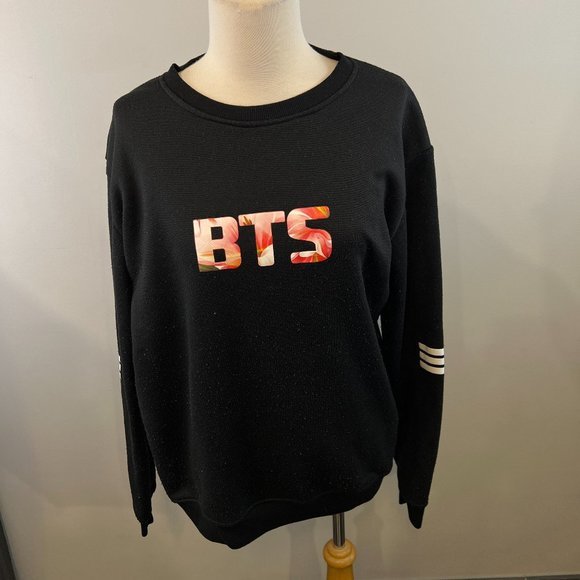 BTS‎ Black Crew Neck Sweater (M) - Picture 2 of 7